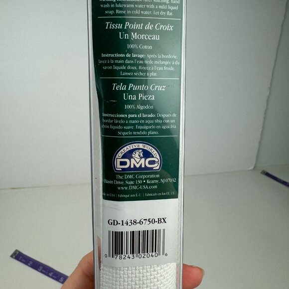 Charles Craft Creative World DMC White Aida 14 Count Cross Stitch Cloth 20x24in - Picture 7 of 16